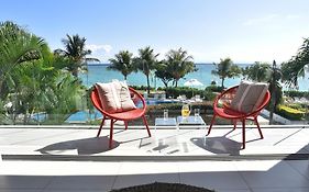 Cap Ouest Beachfront Luxury Penthouse & Apartment